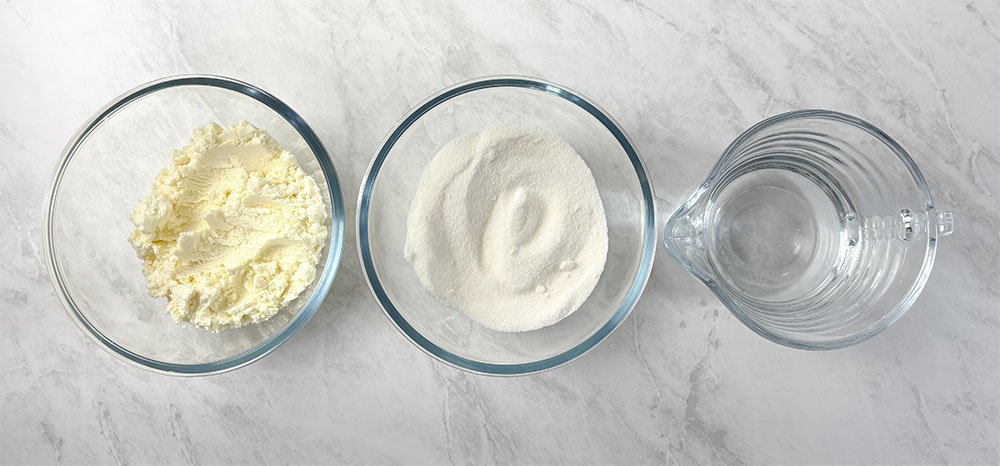 visão dos ingredientes necessários para fazer leite condensado sem lactose